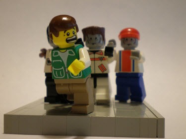 lego-zombie lego-zombie